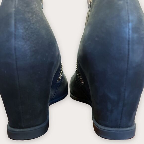 Kenneth Cole Vivian Wedge Bootie, Size 11M Black - Picture 9 of 15